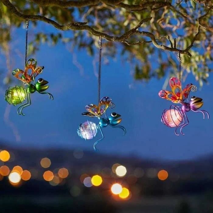 Lanterne solaire LED insecte